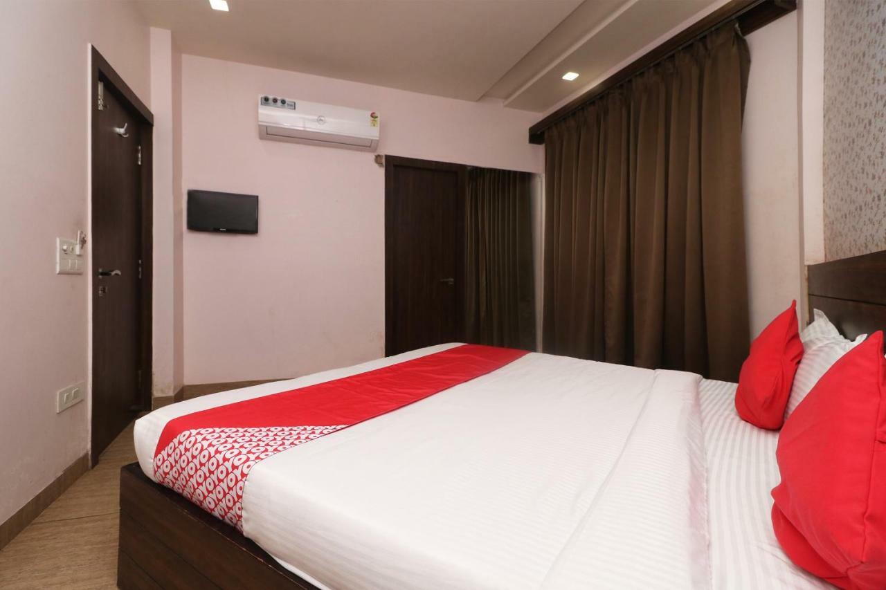 Oyo 22826 Hotel Sheltear & Resturant Agra  Luaran gambar